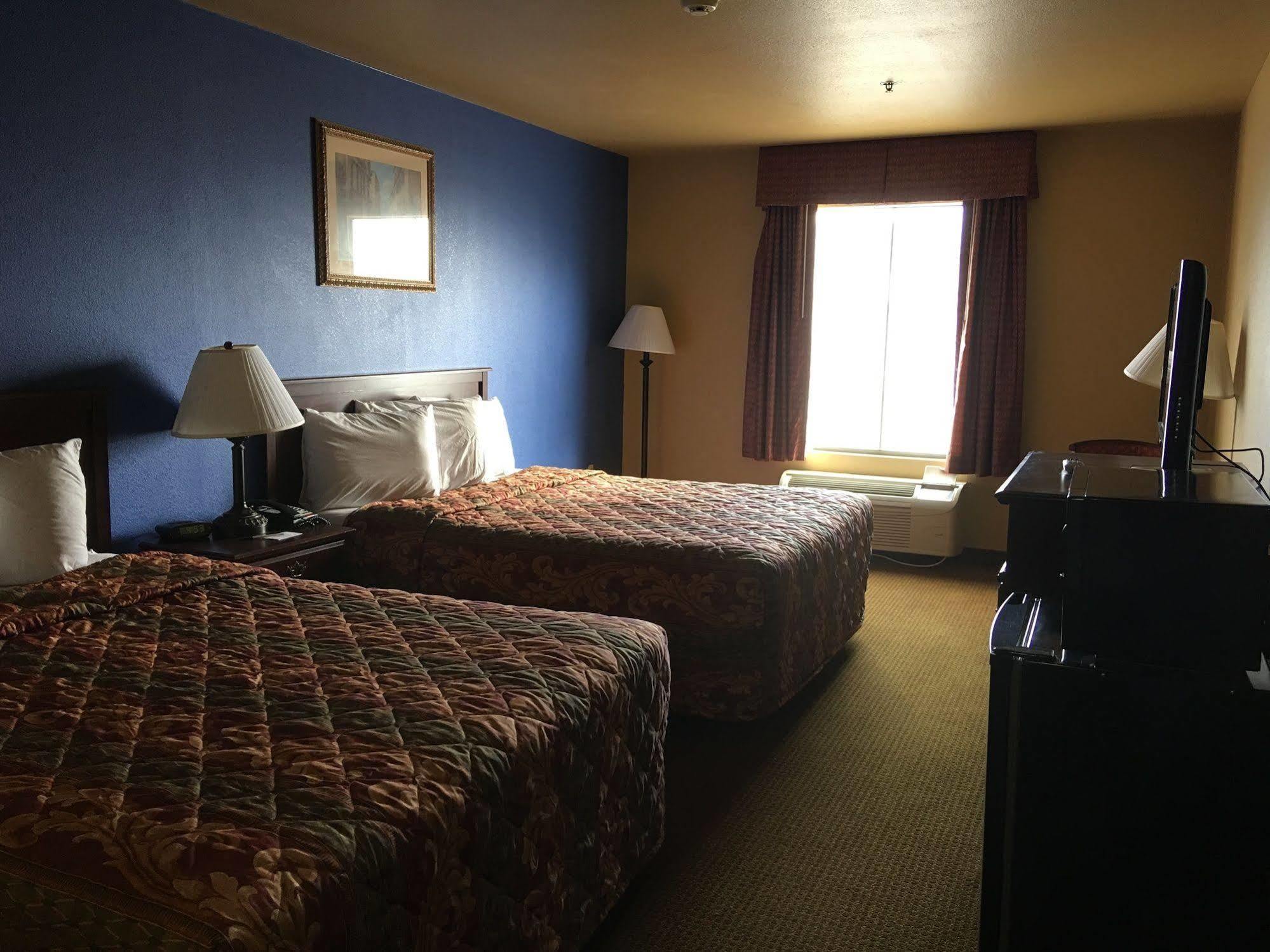Econo Lodge Inn & Suites Greenbrier Extérieur photo